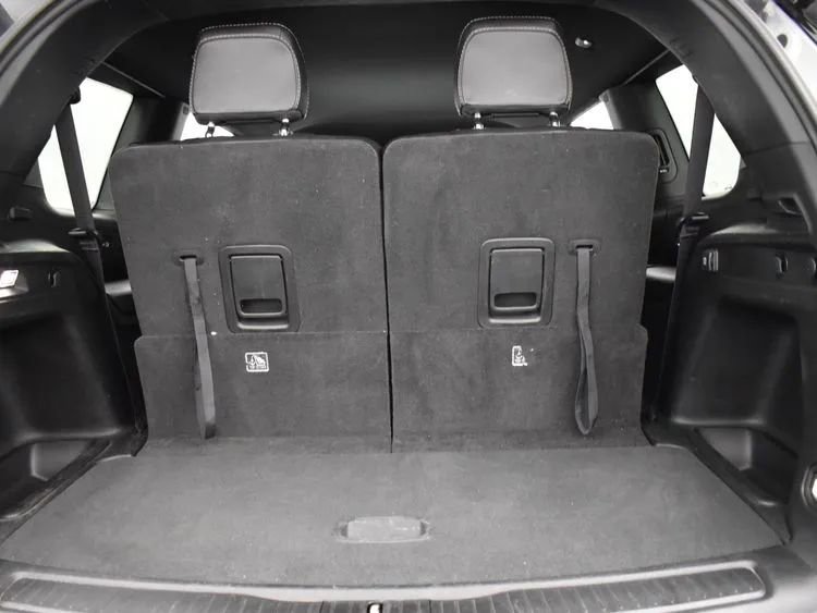 Used 2024 Jeep Grand Cherokee L Laredo image 16
