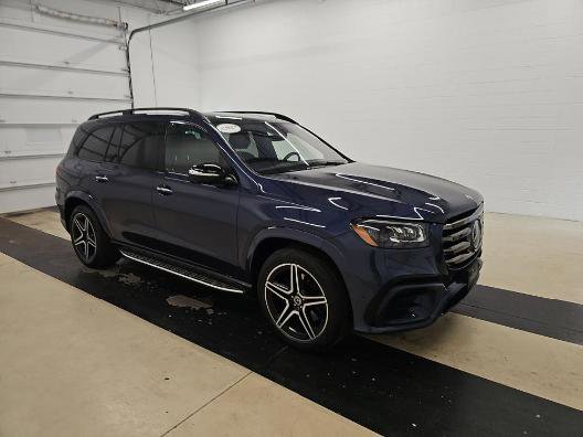 Used 2024 Mercedes-Benz GLS 450 4MATIC w/ Pinnacle Trim Package image 4