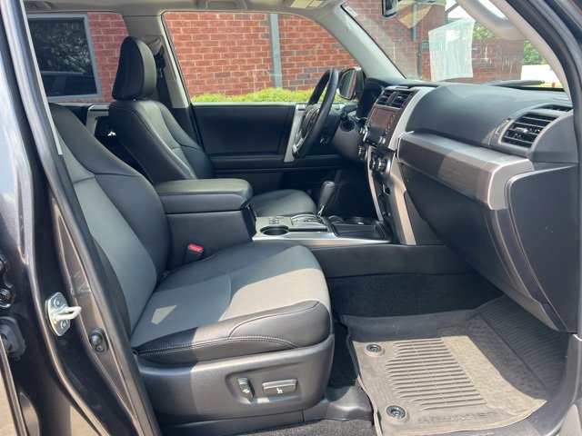 Used 2022 Toyota 4Runner SR5 Premium w/ Moonroof Package image 39