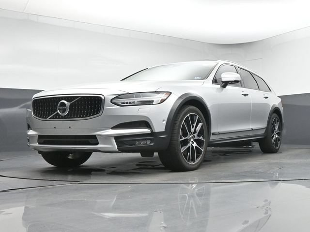 Used 2018 Volvo V90 T6 Cross Country w/ Convenience Package AWD/4WD image 12