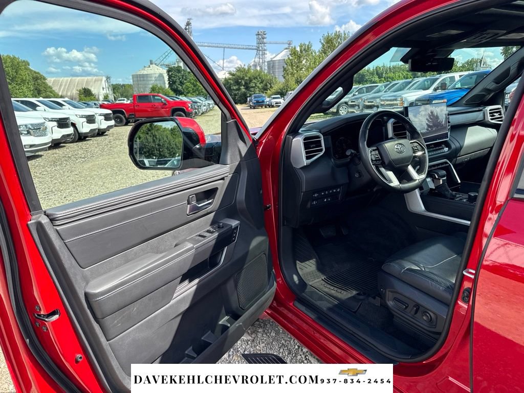 Used 2024 Toyota Tundra Platinum AWD/4WD image 15