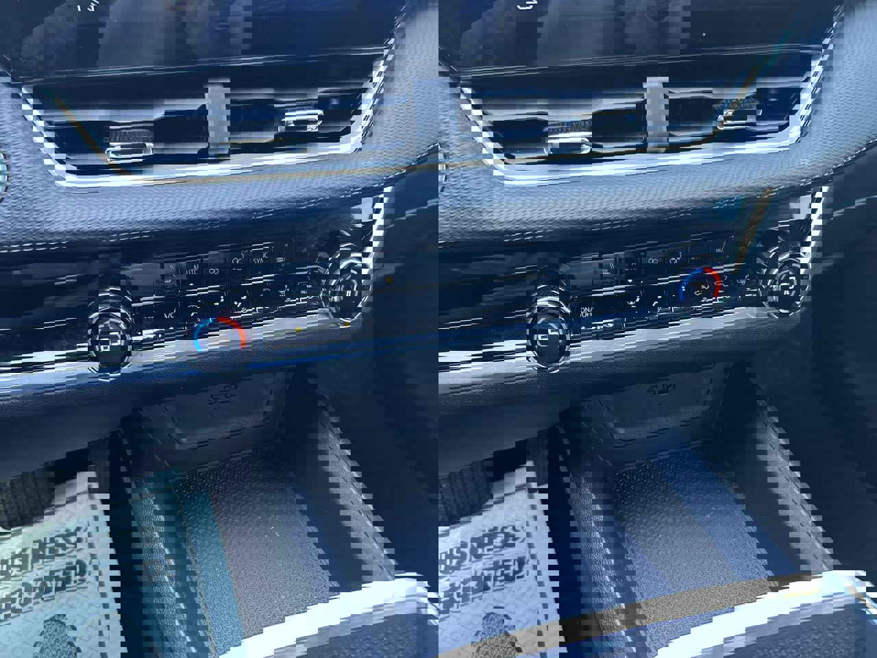 Used 2026 Chevrolet Equinox LT w/ Convenience Package II AWD/4WD image 28