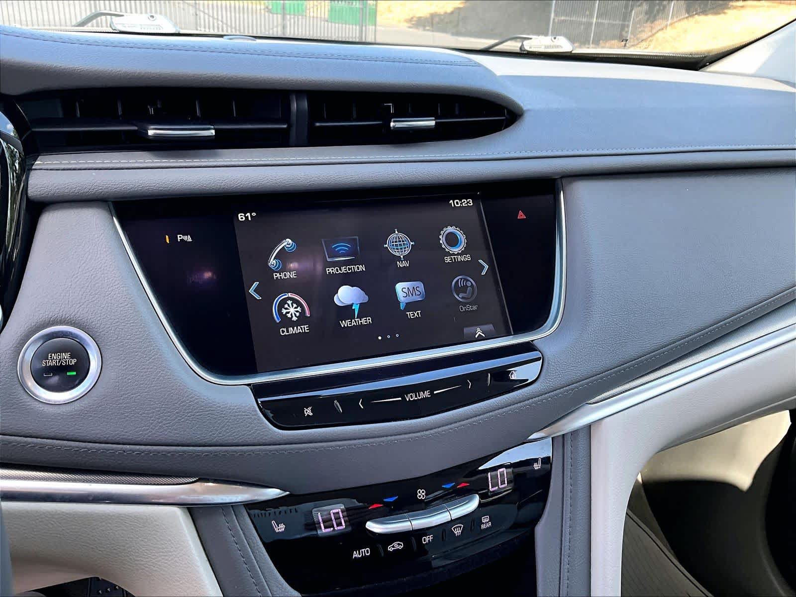 Used 2018 Cadillac XT5 Luxury w/ Driver Awareness Package AWD/4WD image 35