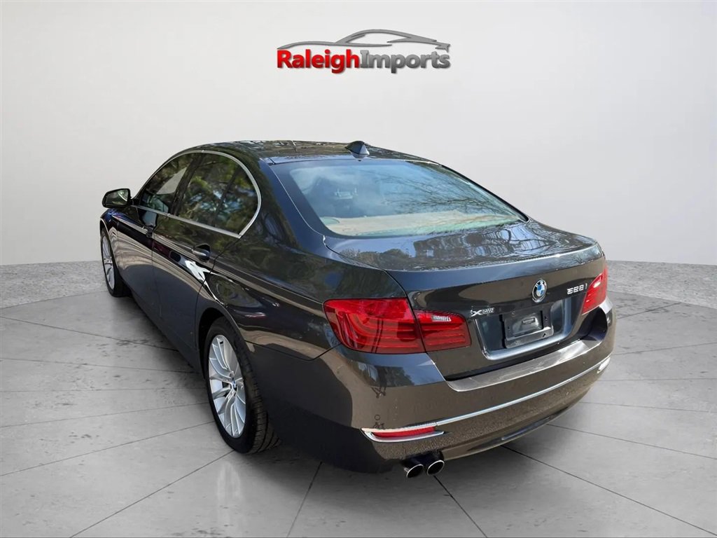 Used 2015 BMW 528i xDrive Sedan AWD/4WD image 7