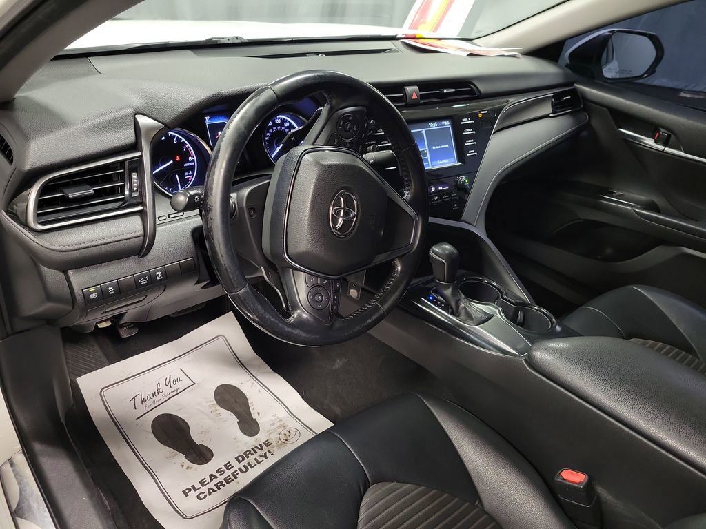 Used 2019 Toyota Camry SE image 13