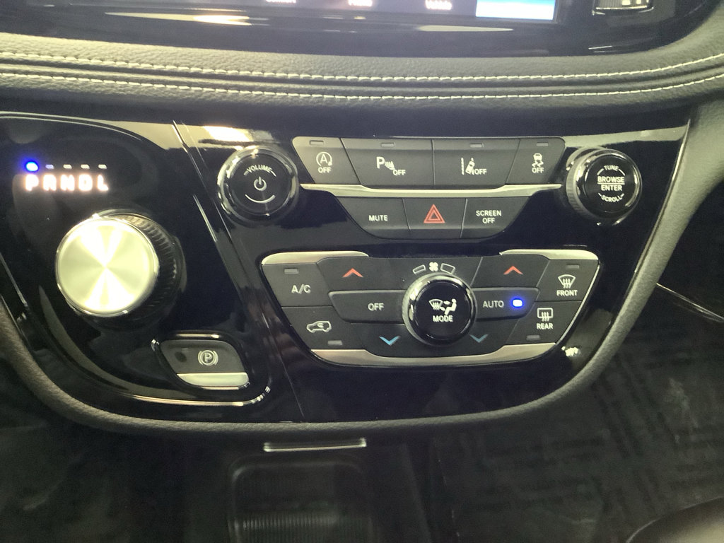 New 2026 Chrysler Pacifica Select w/ S Appearance Package FWD image 21