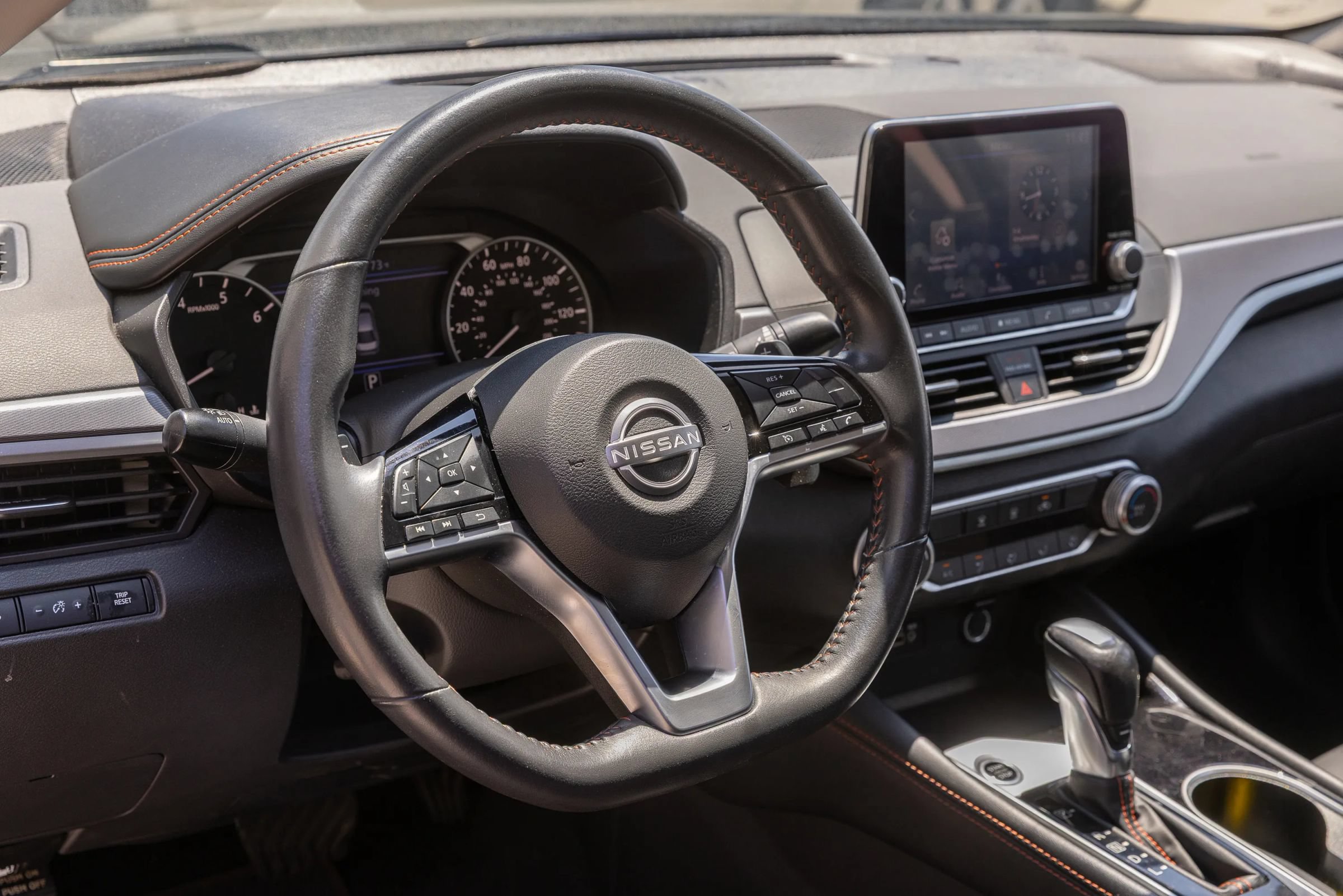 Used 2024 Nissan Altima 2.5 SR FWD image 19
