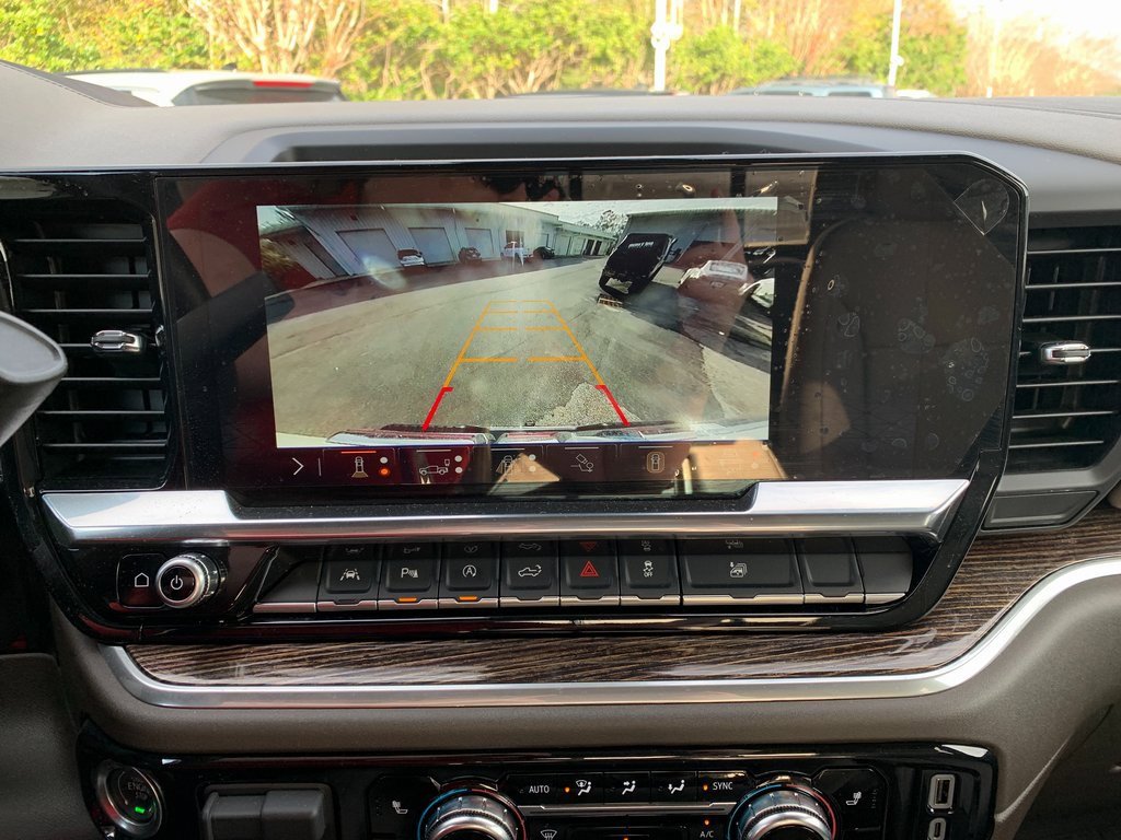 Used 2025 GMC Sierra 1500 SLE w/ Preferred Package image 17