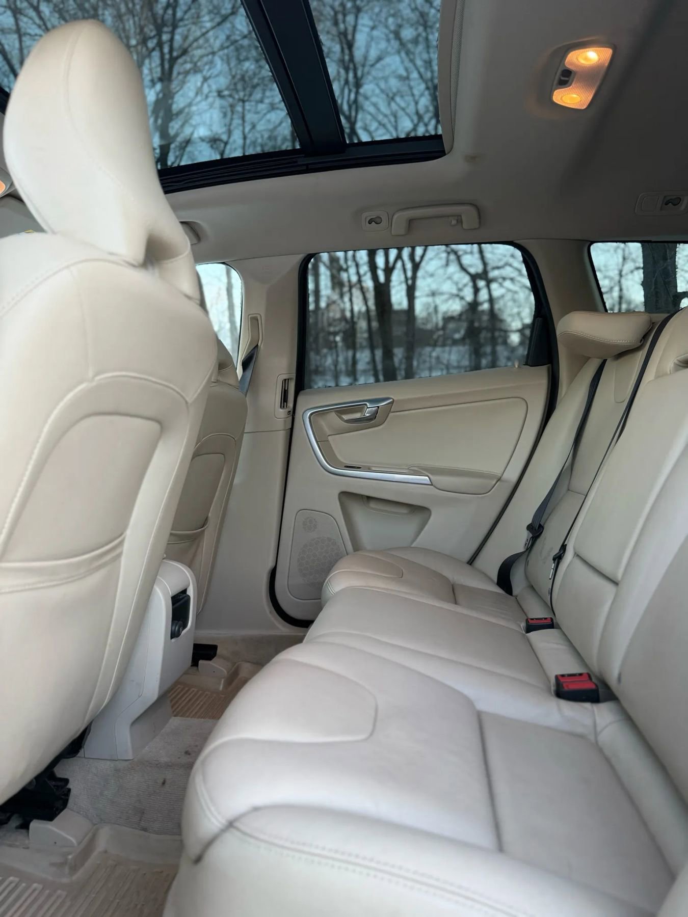 Used 2015 Volvo XC60 T5 Platinum FWD image 26