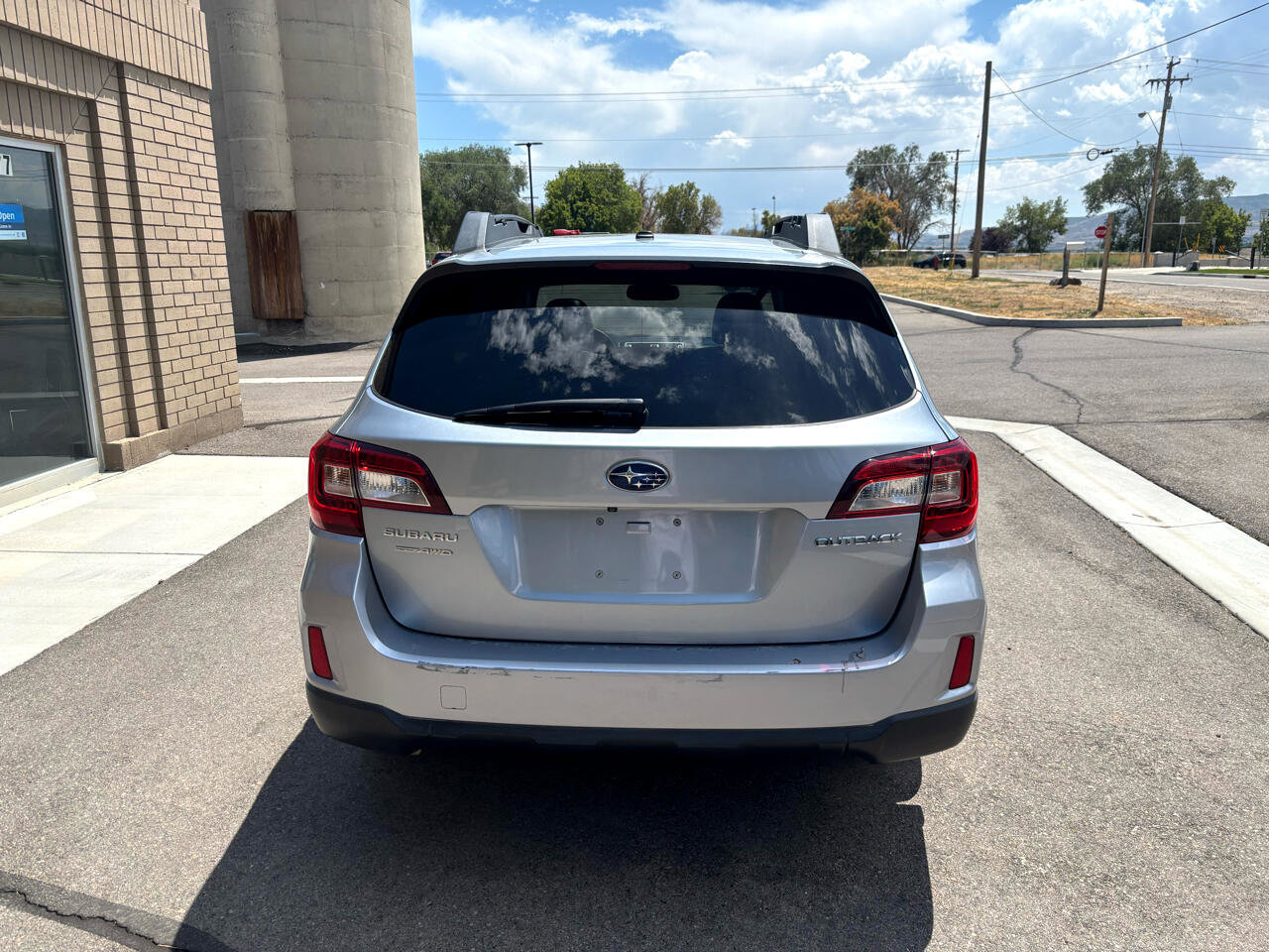 Used 2015 Subaru Outback 2.5i Limited image 5