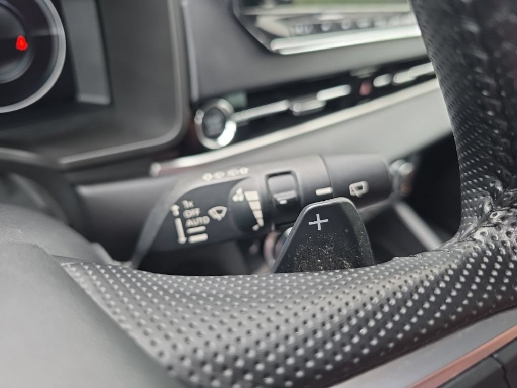 Used 2023 Mitsubishi Outlander SEL Black Edition AWD/4WD image 13