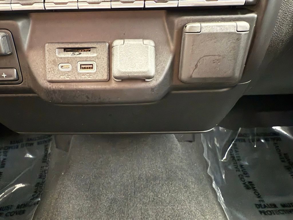 Used 2022 GMC Sierra 2500 SLE w/ SLE Convenience Package image 34