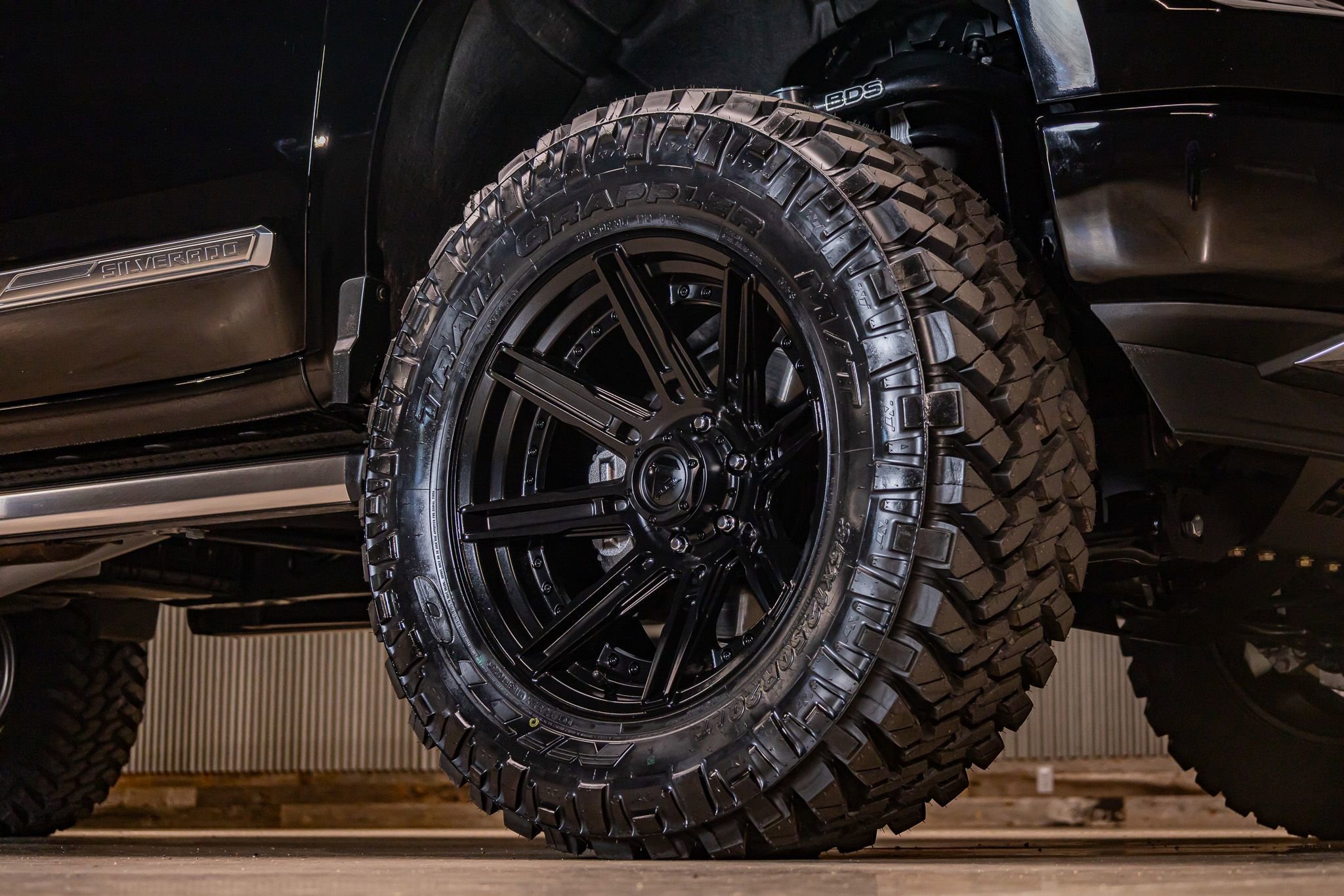 Used 2024 Chevrolet Silverado 1500 High Country w/ Technology Package image 16