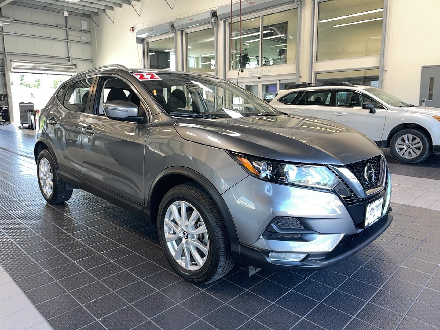 Used 2022 Nissan Rogue Sport SV AWD/4WD image 1