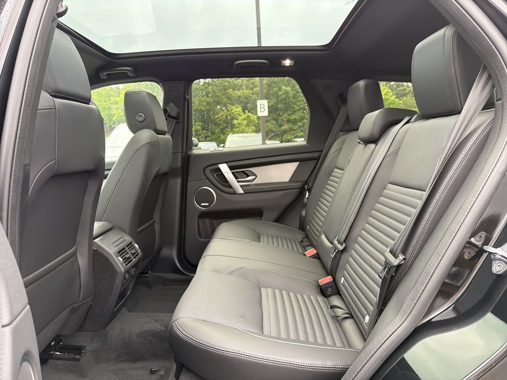New 2026 Land Rover Discovery Sport Landmark AWD/4WD image 5