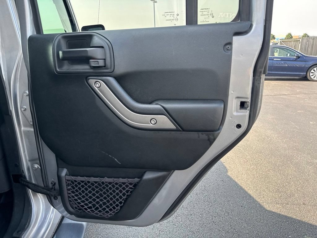 Used 2018 Jeep Wrangler Unlimited Sport S AWD/4WD image 30