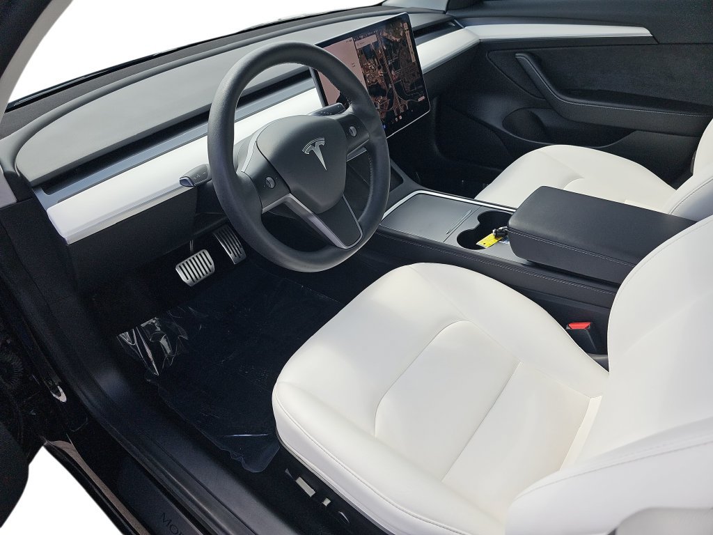 Used 2021 Tesla Model 3 Standard Range Plus RWD image 16