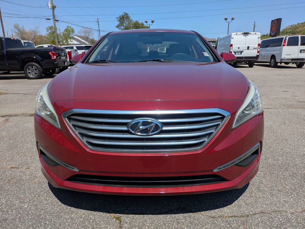 Used 2015 Hyundai Sonata SE w/ Cargo Package image 9