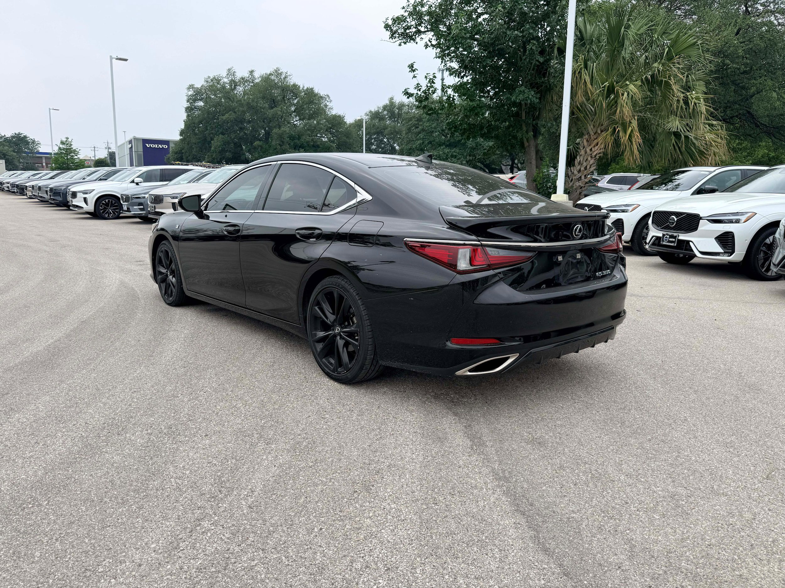 Used 2022 Lexus ES 350 F Sport FWD image 4