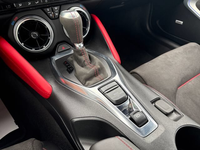 Used 2020 Chevrolet Camaro ZL1 RWD image 19