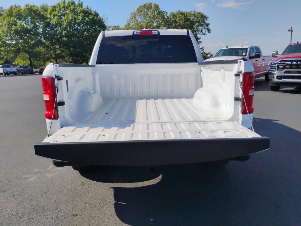 New 2027 RAM 1500 Big Horn AWD/4WD image 16