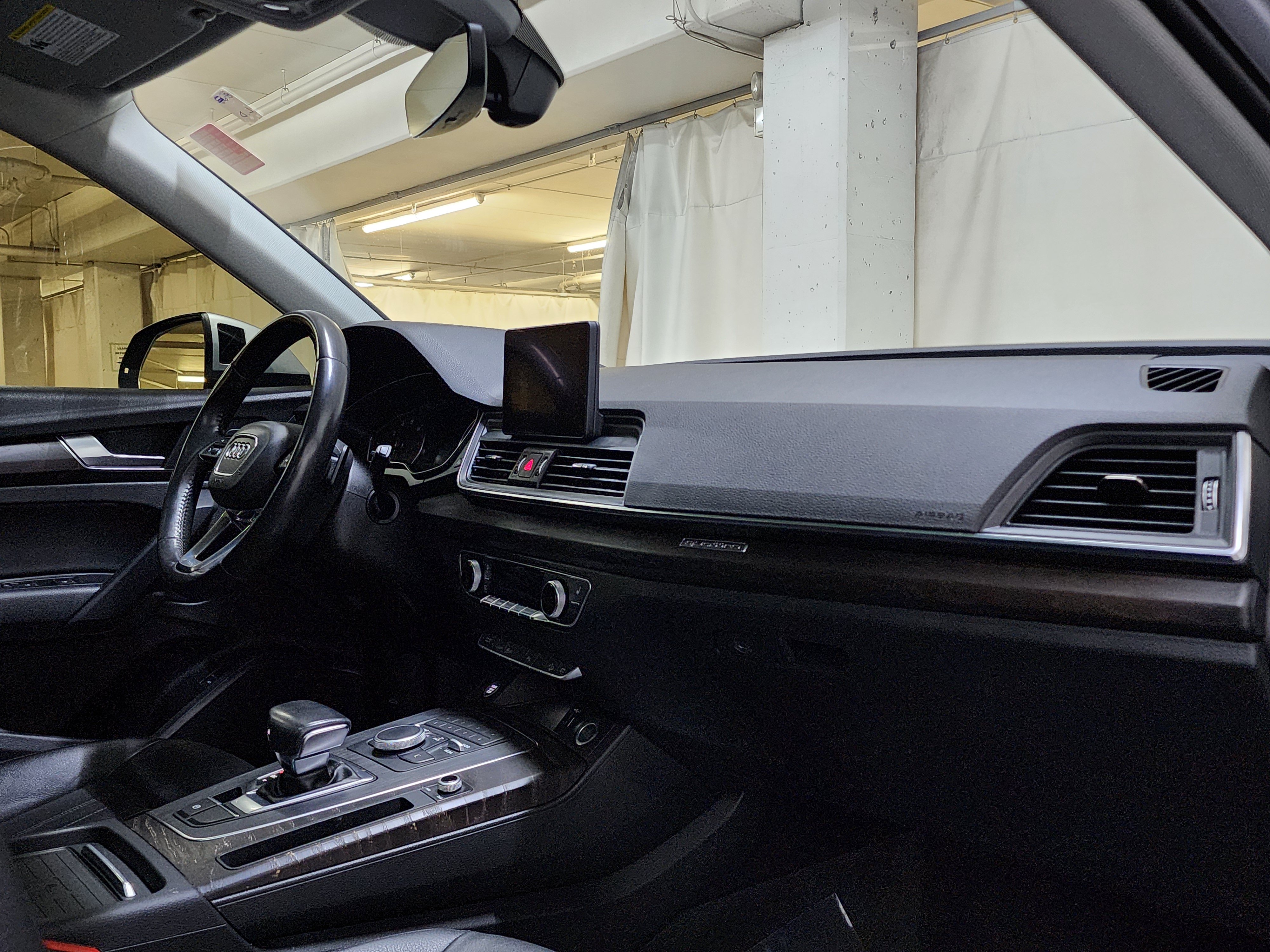 Used 2020 Audi Q5 2.0T Premium w/ Convenience Package AWD/4WD image 22
