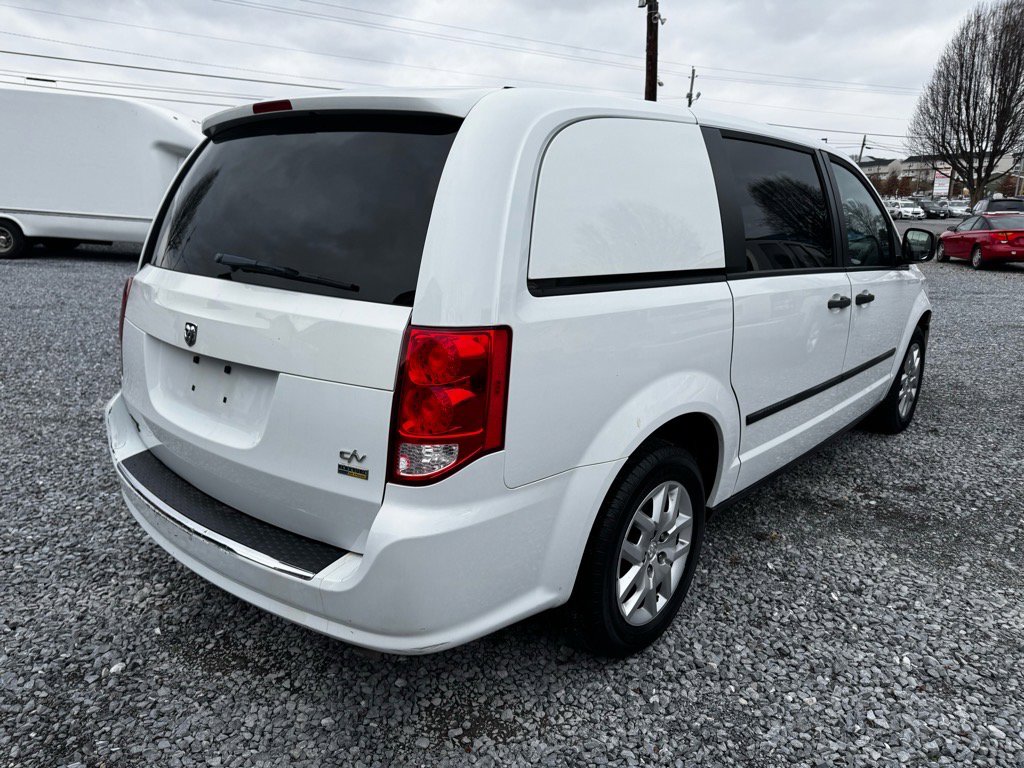 Used 2015 RAM C/V Tradesman image 4