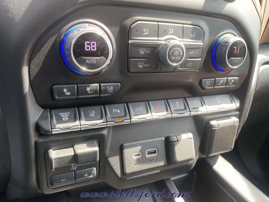 Used 2022 Chevrolet Silverado 2500 High Country w/ Safety Package II AWD/4WD image 27