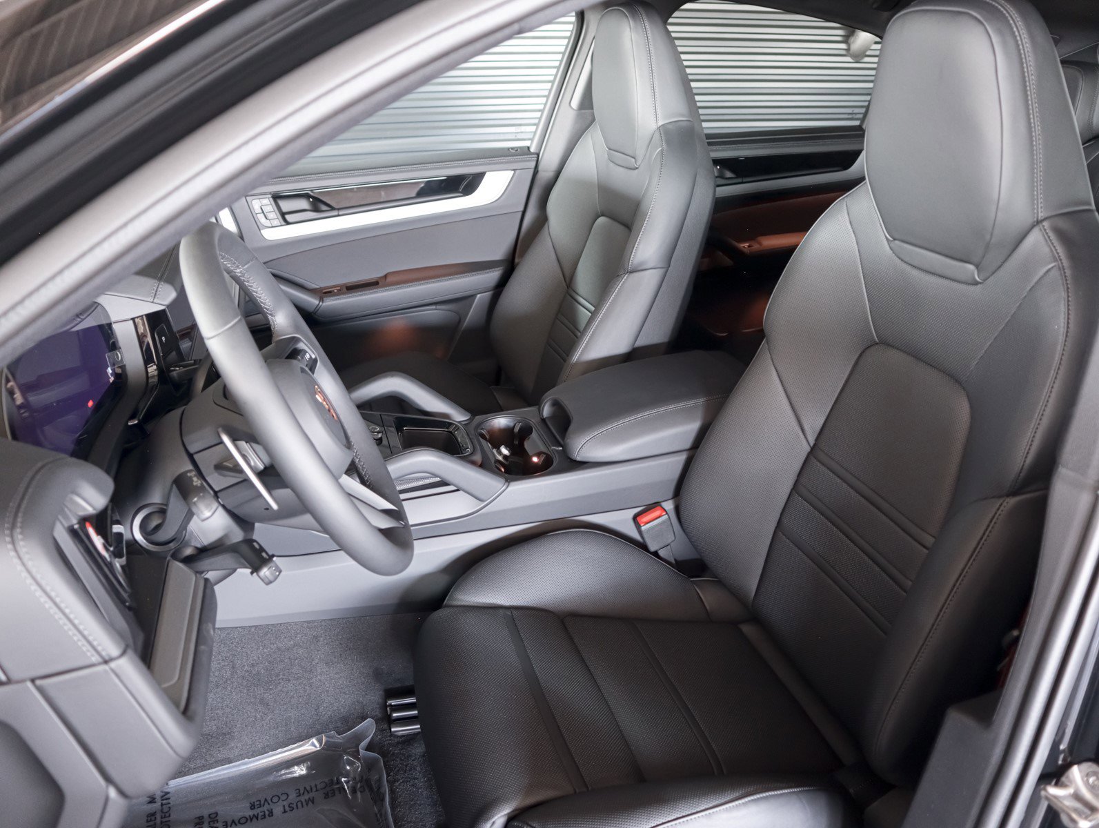 New 2026 Porsche Cayenne S image 5