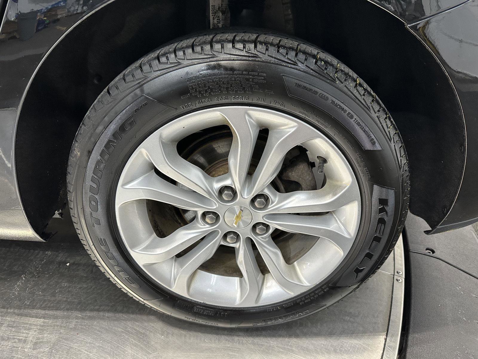 Used 2019 Chevrolet Cruze LS w/ LS Convenience Package image 9