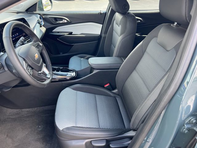 Certified 2026 Chevrolet Trax LT w/ LT Convenience Package image 21