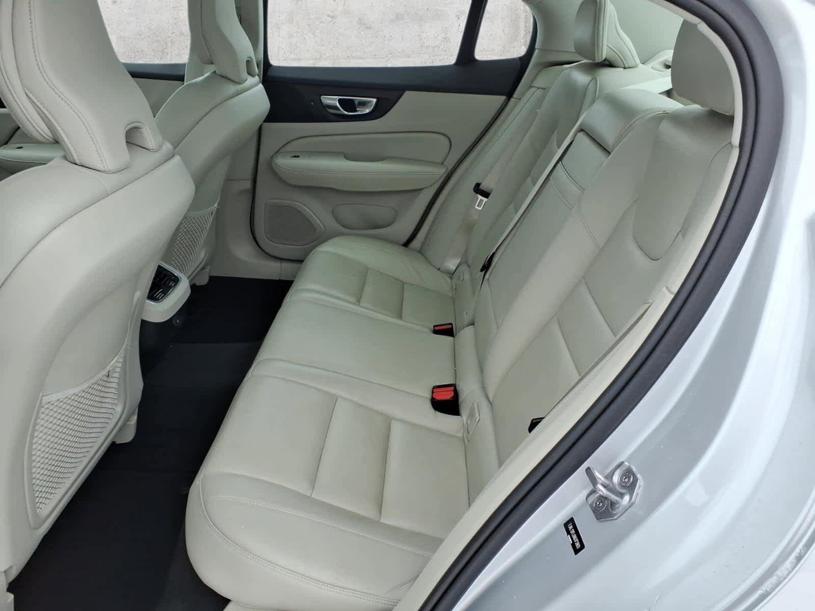 Used 2022 Volvo S60 B5 Inscription FWD image 8