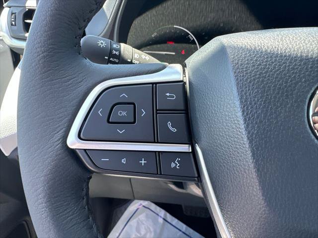 Used 2026 Toyota Sienna XLE FWD image 6