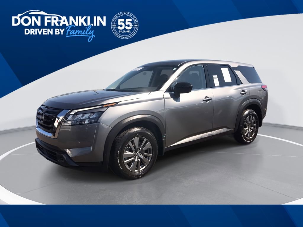 Used 2024 Nissan Pathfinder S AWD/4WD image 1