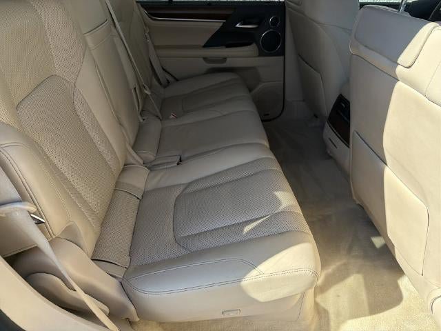 Used 2017 Lexus LX 570 4WD w/ Luxury Package image 15