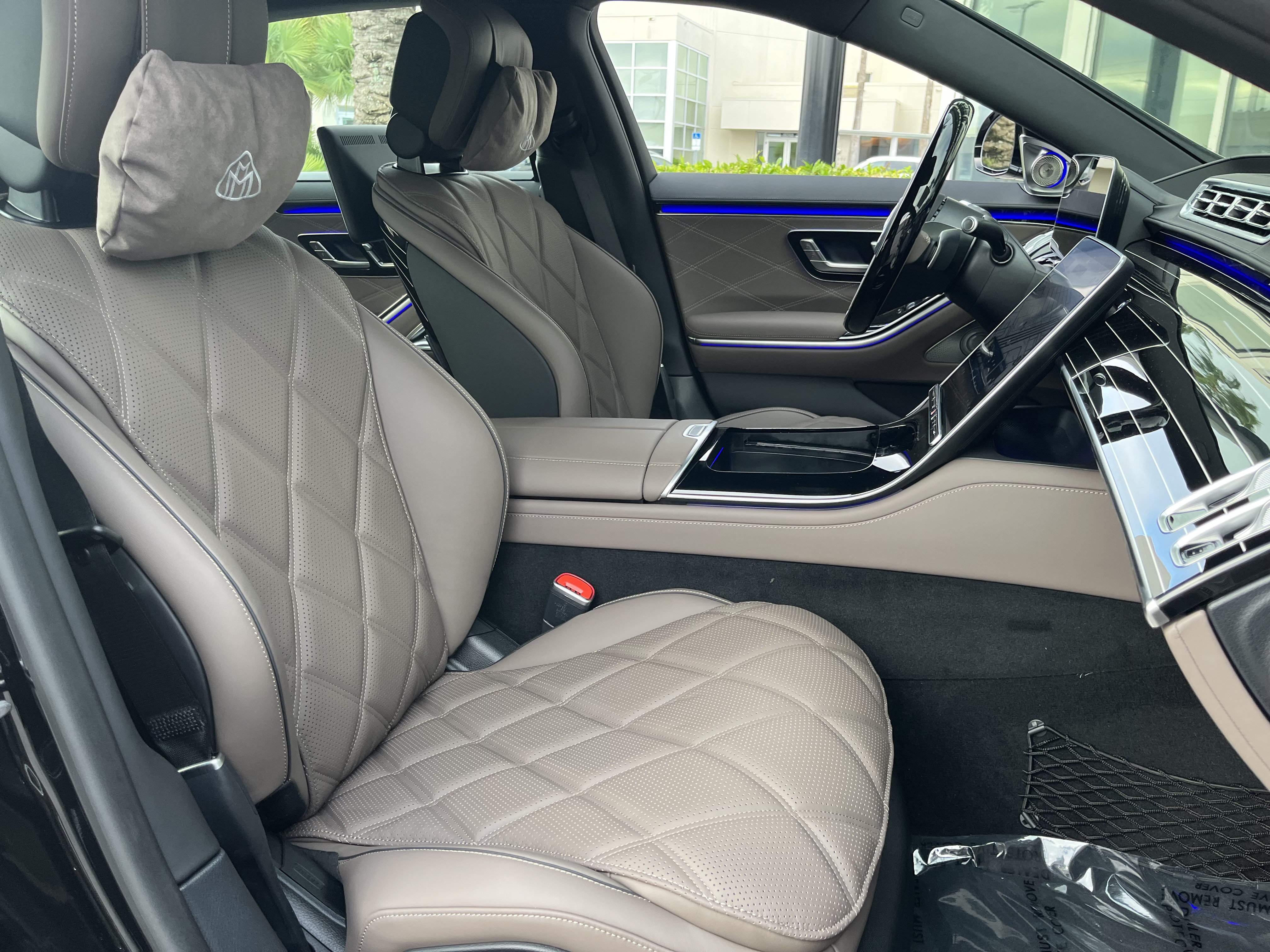 New 2026 Mercedes-Benz Maybach S 580 4MATIC image 21