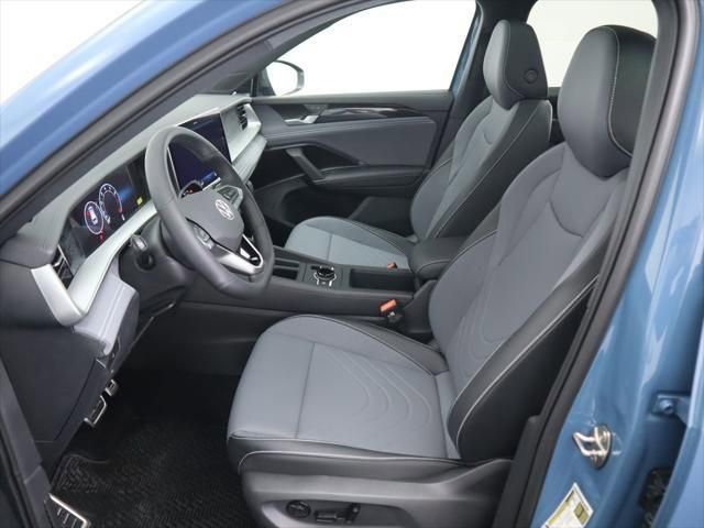 New 2026 Volkswagen Tiguan SE R-Line image 19