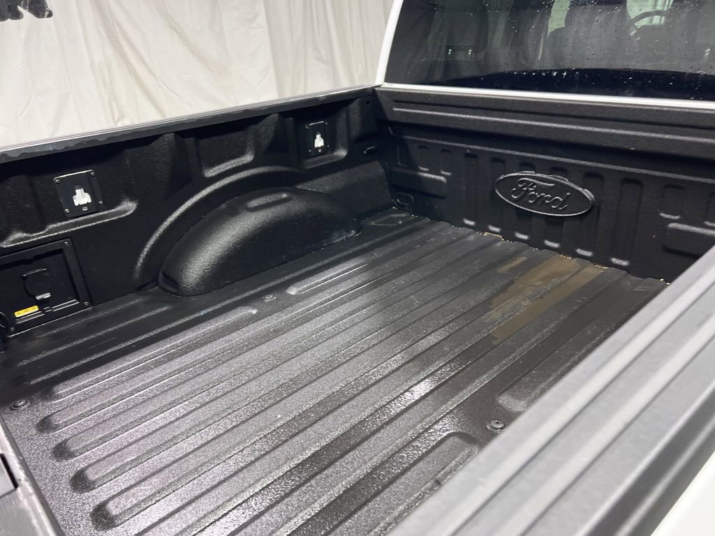 Used 2022 Ford F150 XLT w/ Trailer Tow Package image 17