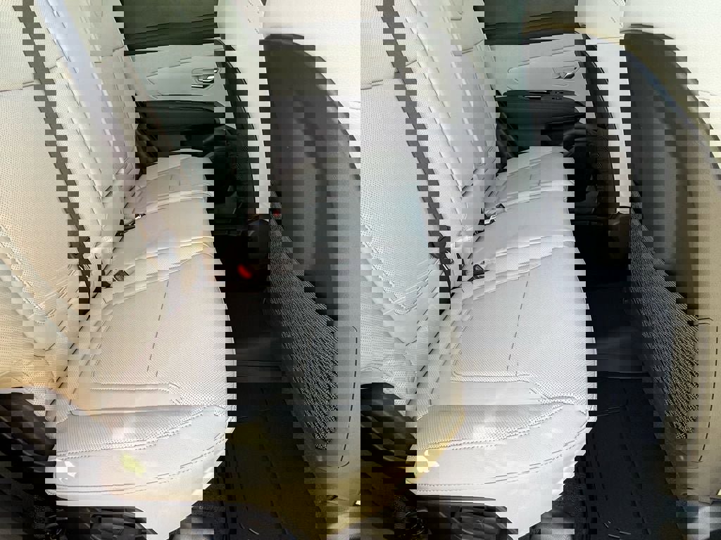 New 2026 Hyundai Tucson Limited image 11