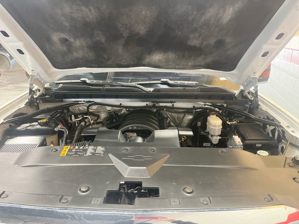 Used 2017 Chevrolet Silverado 1500 LTZ w/ LTZ Plus Package AWD/4WD image 30