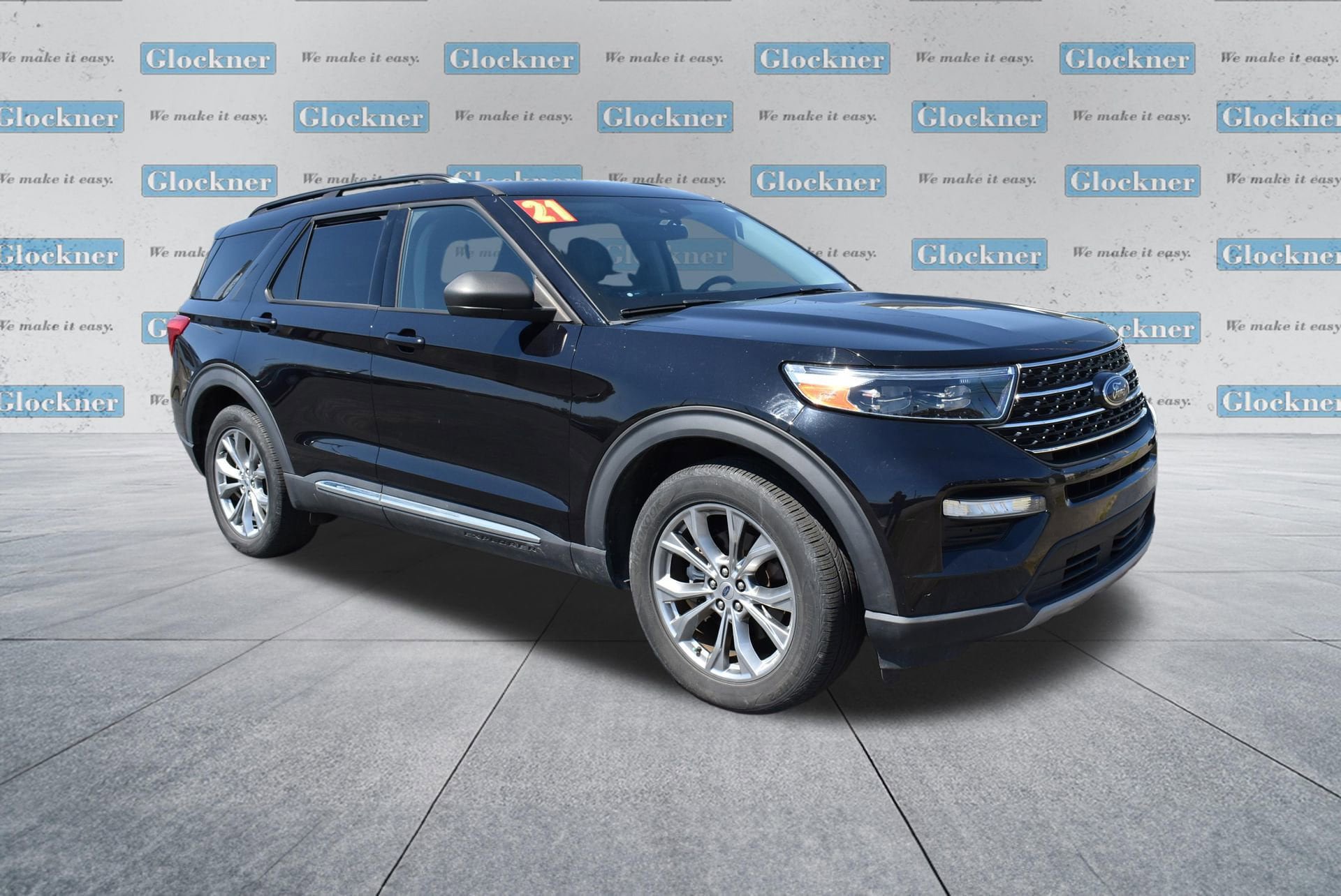 Used 2021 Ford Explorer XLT w/ Equipment Group 202A image 13