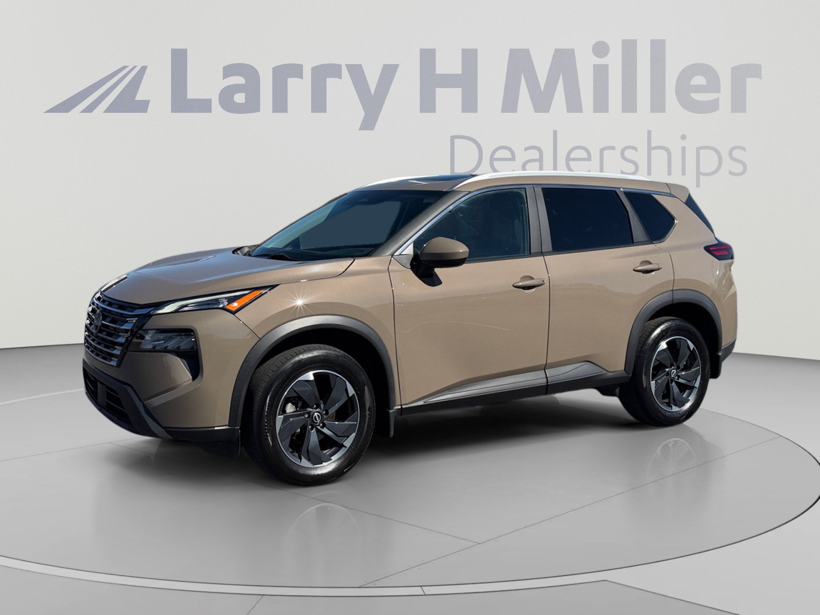 Used 2024 Nissan Rogue SV w/ SV Premium Package