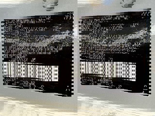 Used 2025 Toyota Sienna XSE image 36