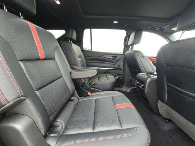 Used 2025 Chevrolet Traverse RS w/ LPO, Floor Liner Package FWD image 16