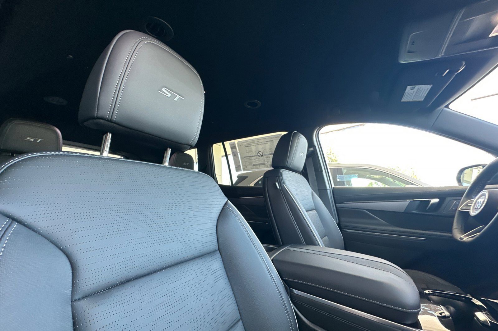 New 2025 Buick Enclave Sport Touring image 17