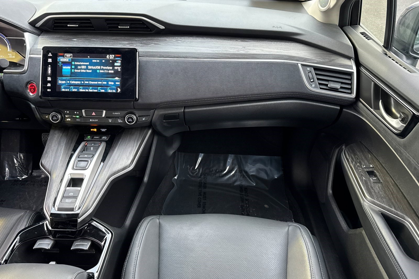 Used 2018 Honda Clarity Touring image 30