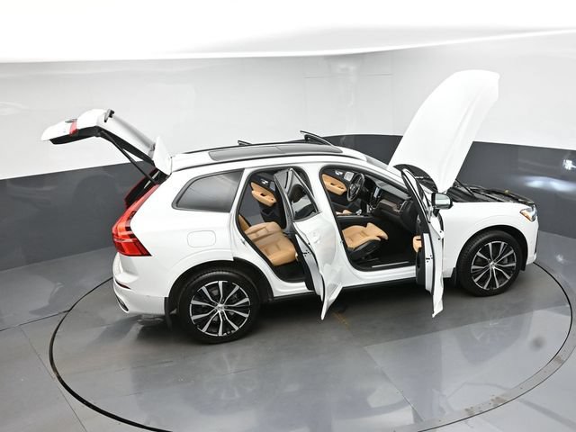 Used 2023 Volvo XC60 B6 Ultimate w/ Protection Package Premier AWD/4WD image 49
