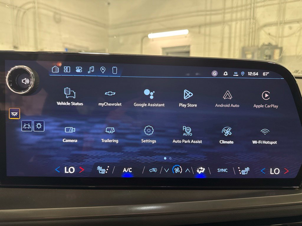 New 2026 Chevrolet Traverse LT w/ Enhanced Driving Package FWD image 11