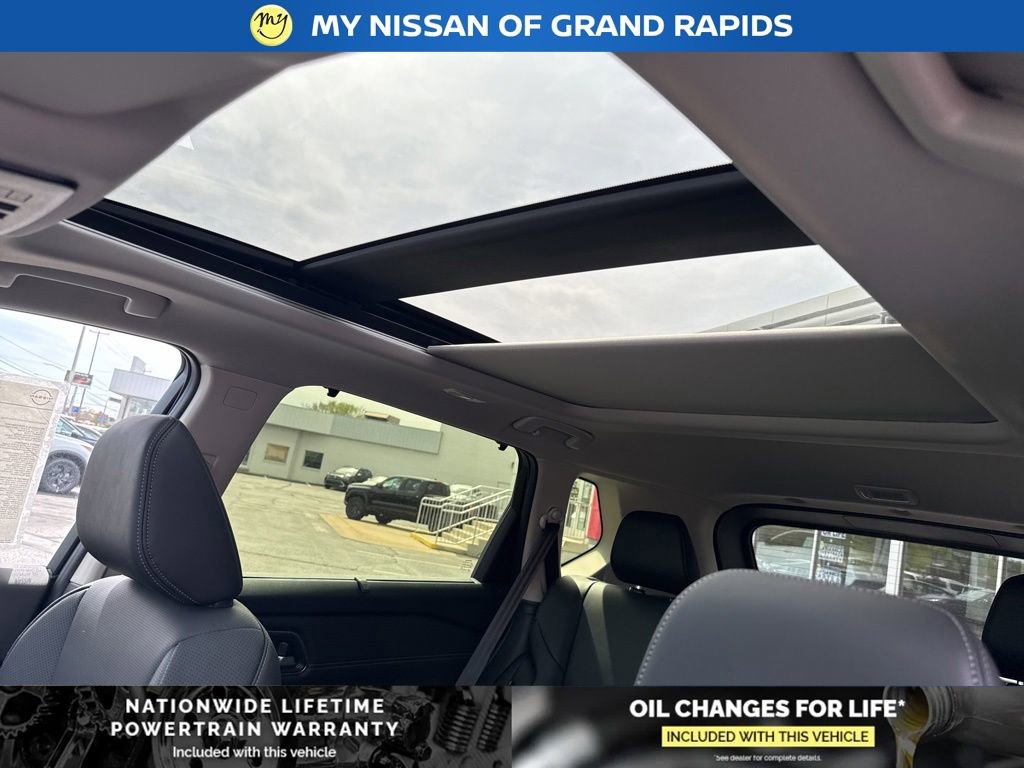 New 2026 Nissan Rogue Platinum AWD/4WD image 21