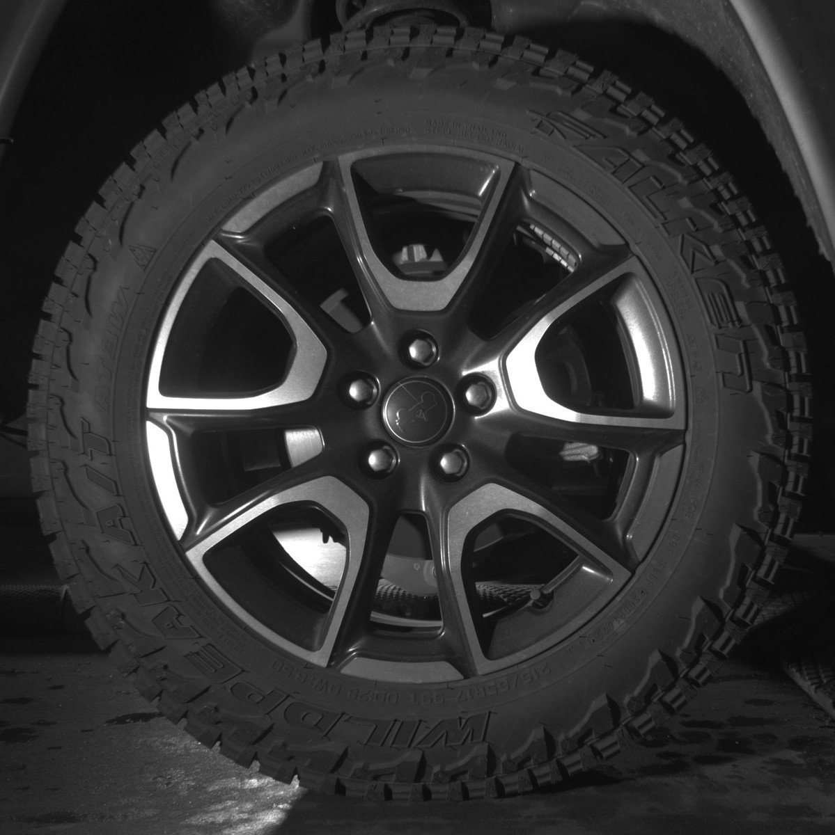 Used 2025 Jeep Compass Trailhawk image 14